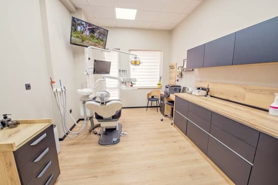 Slider image (7) Dr. Boneva Dentist